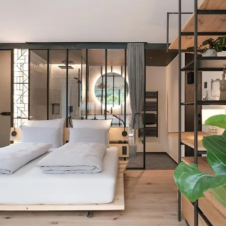 Oda ve Kahvaltı Grand Franziska - Inkl Crossfit Gym 4*