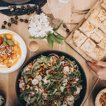 Grand Franziska - Inkl Crossfit Gym 住宿加早餐酒店 萨尔巴赫