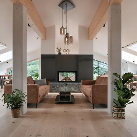 Grand Franziska - Inkl Crossfit Gym 萨尔巴赫