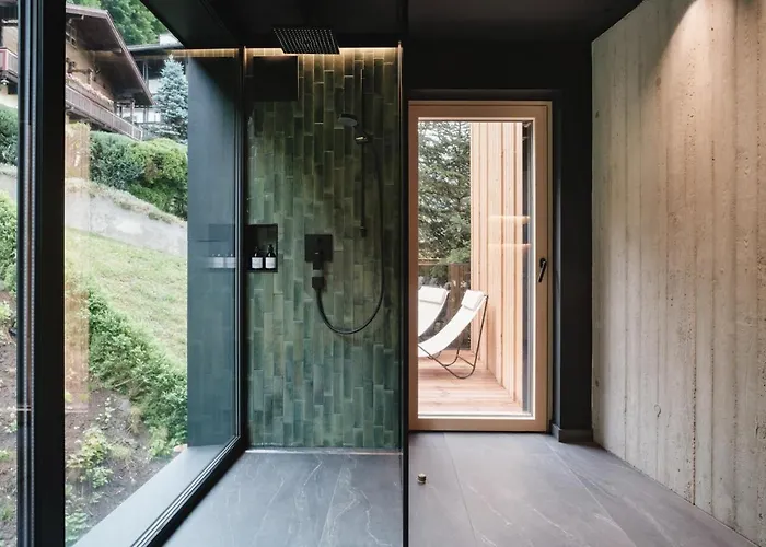 Grand Franziska - Inkl Crossfit Gym 住宿加早餐酒店 4*